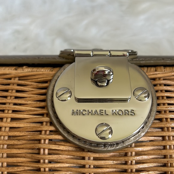 Michael Kors Clutch Rattan in Champagne - Picture 4 of 10